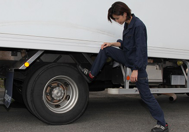 徳久亜耶 モデル トラック運転手 の画像が可愛い Wiki的プロフや彼氏調査 腐女子すずウサのアニメ道